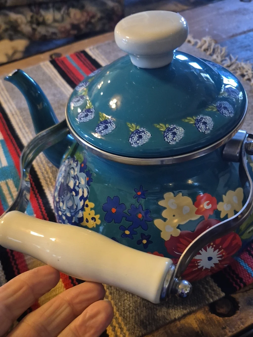 The Pioneer Woman kitchenware Dazzling Dahlias.h.10